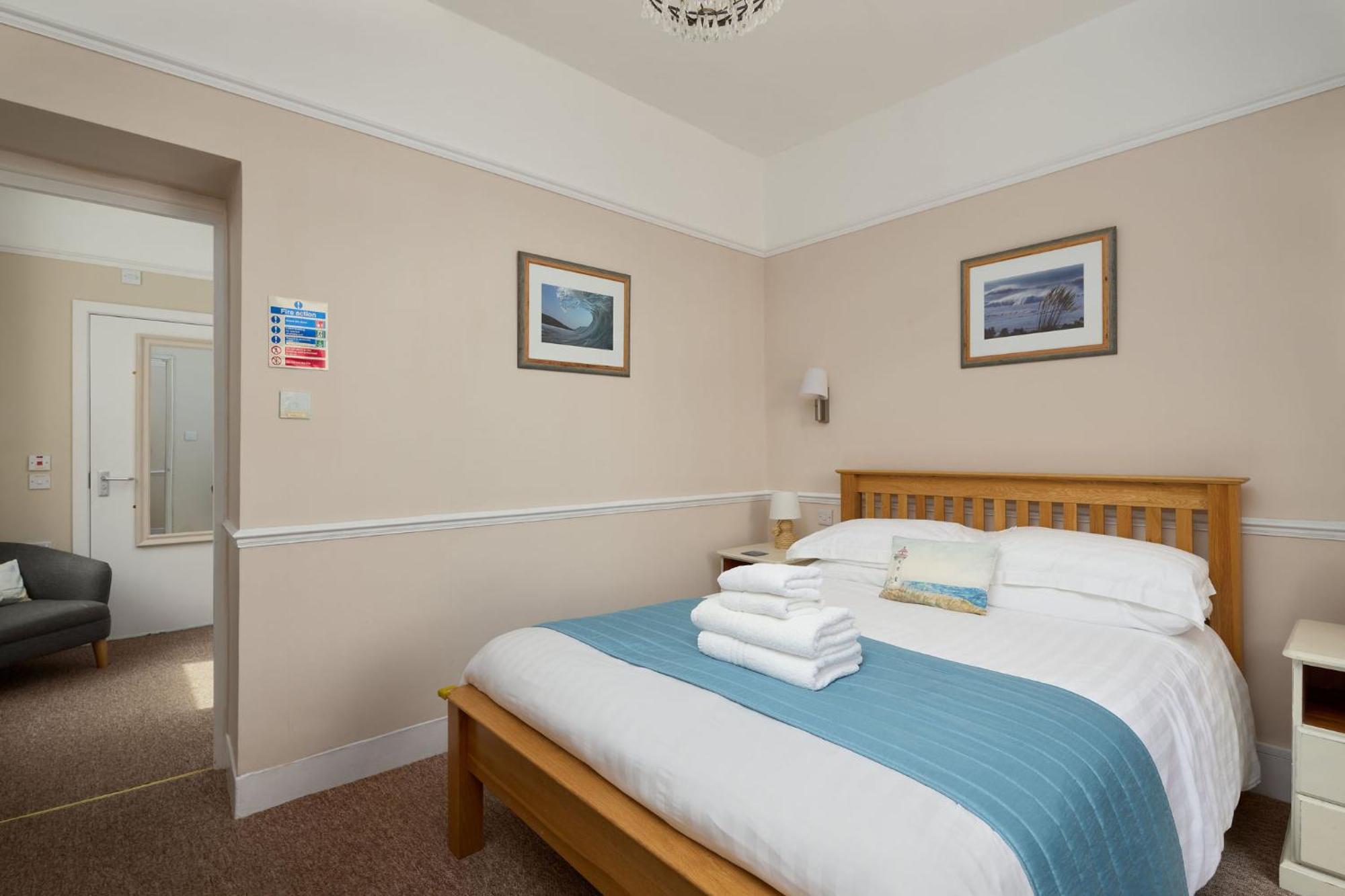 Hotel Epchris House Ilfracombe Exterior foto